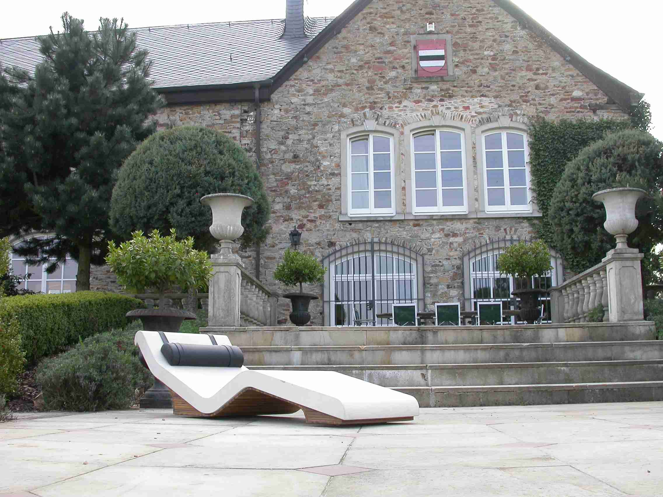 Cleopatra Basico Heated Marble Lounger — Private Client In Munich, Indoor Wellness Corner With Refined Stone.
