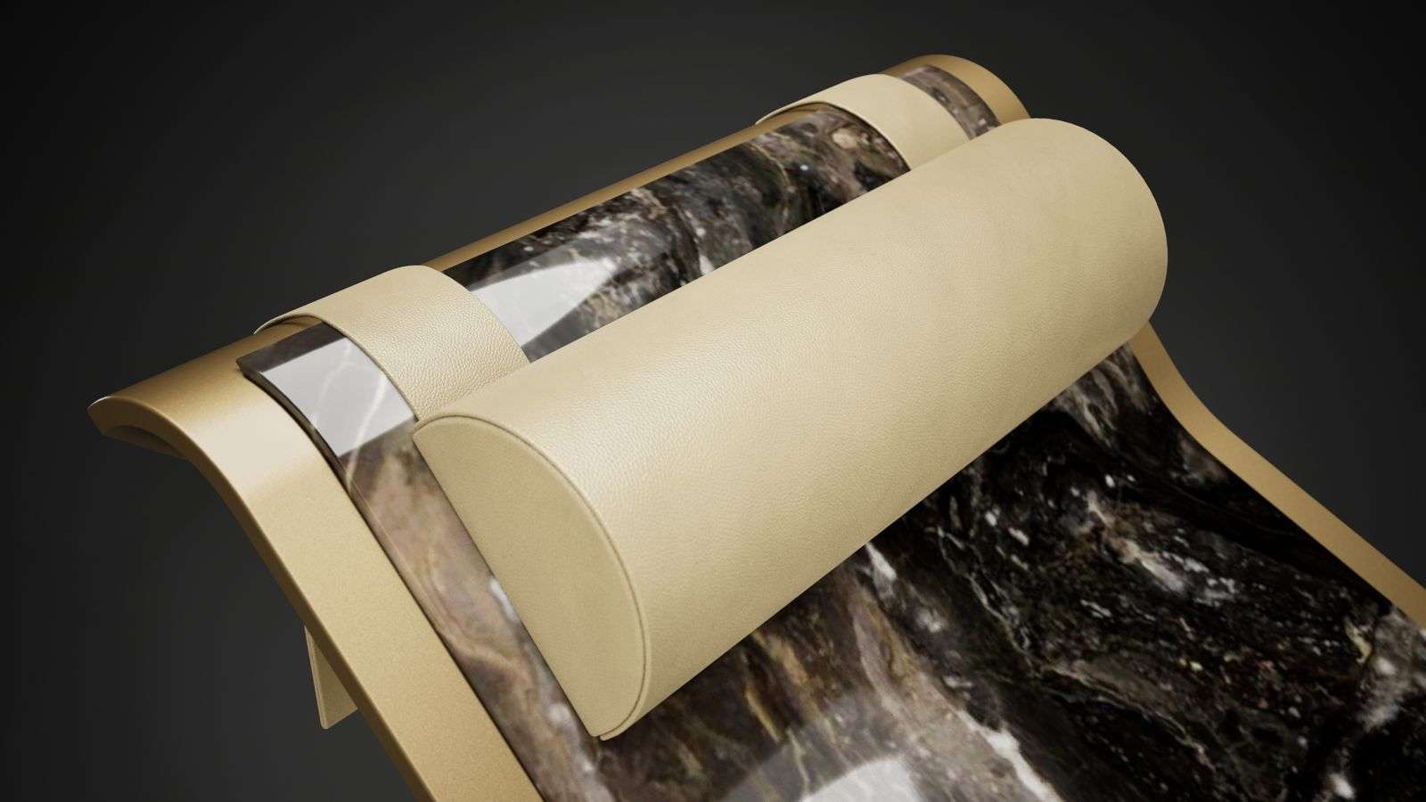 Diva Classico Close-Up Cushion Detail