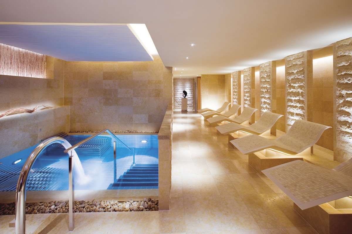 Heat And Water Wellness Facilities At Mandarin Oriental Downtown Dubai With Heated Marble Loungers